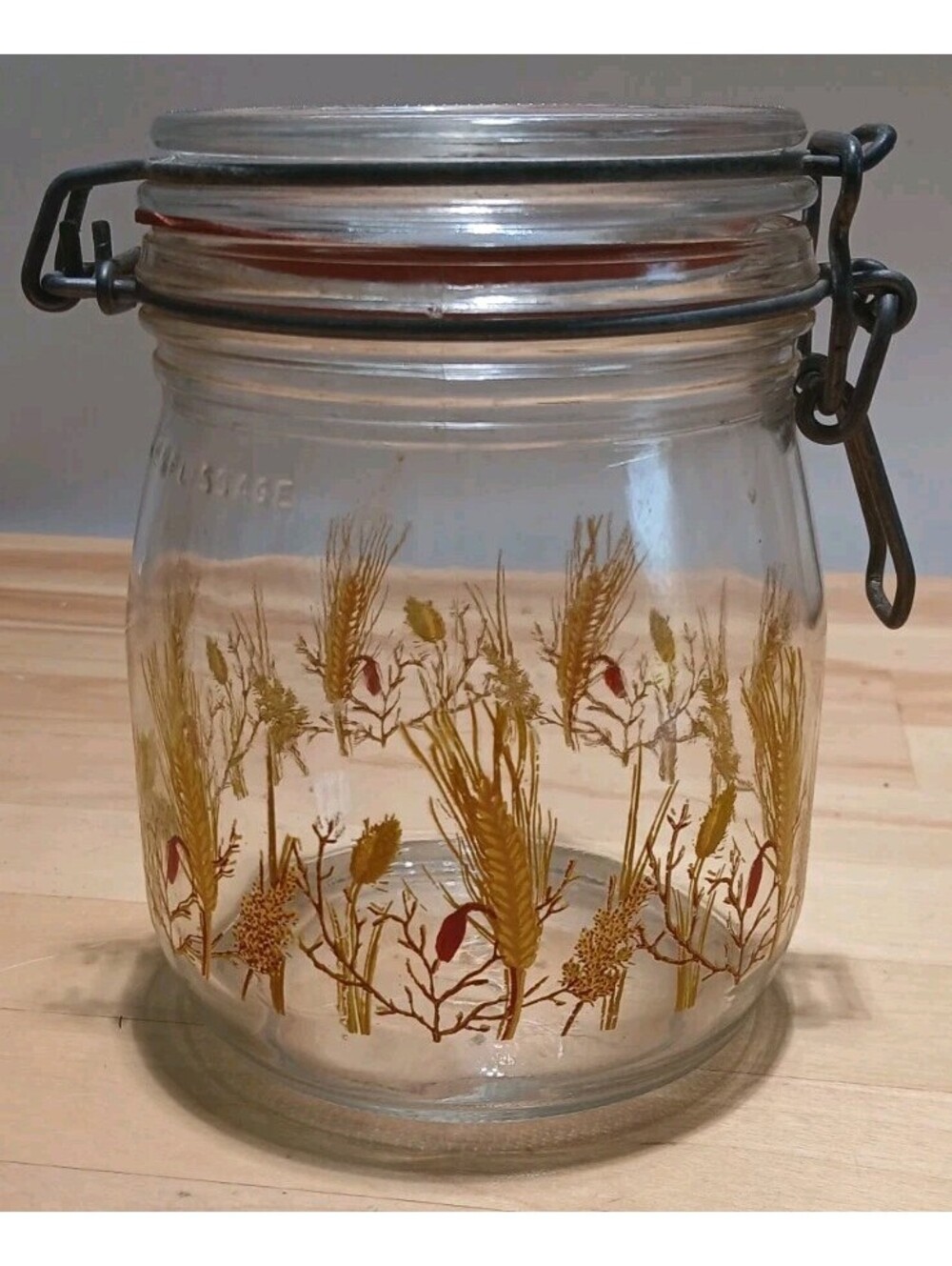 Vintage ARC France Glass Canister Golden Wheat - Broken Rubber Seal - 3/4 liter